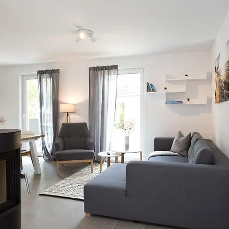 Unter Den Kiefern 109 * Röbel