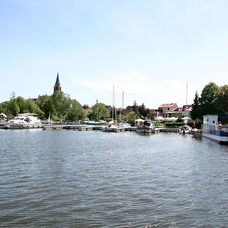 Unter Den Kiefern 109 * Röbel