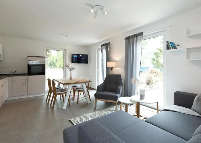 Unter Den Kiefern 109 * Röbel